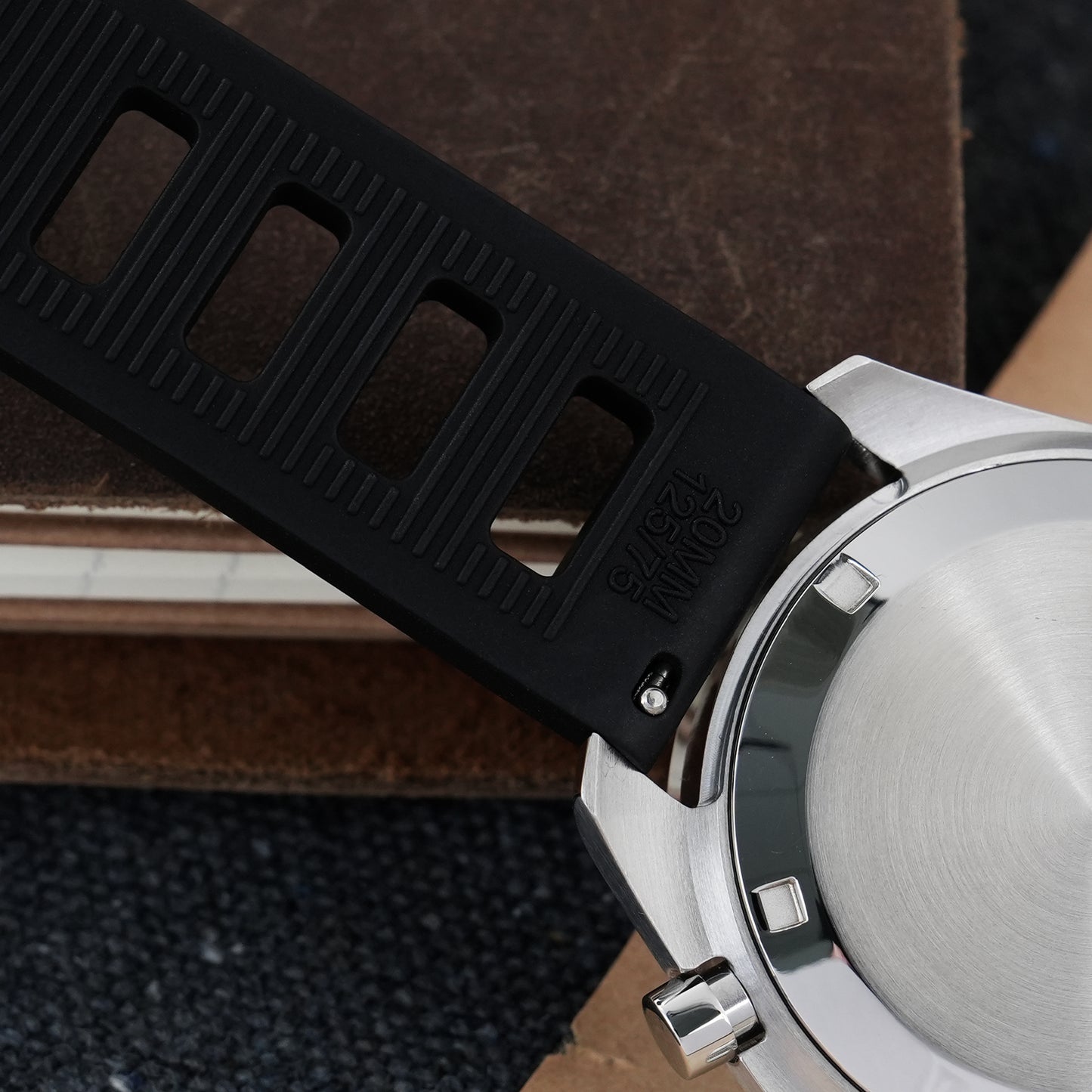 FKM Premium Grade Rubber Dive Watchband Strap WDSFKM01