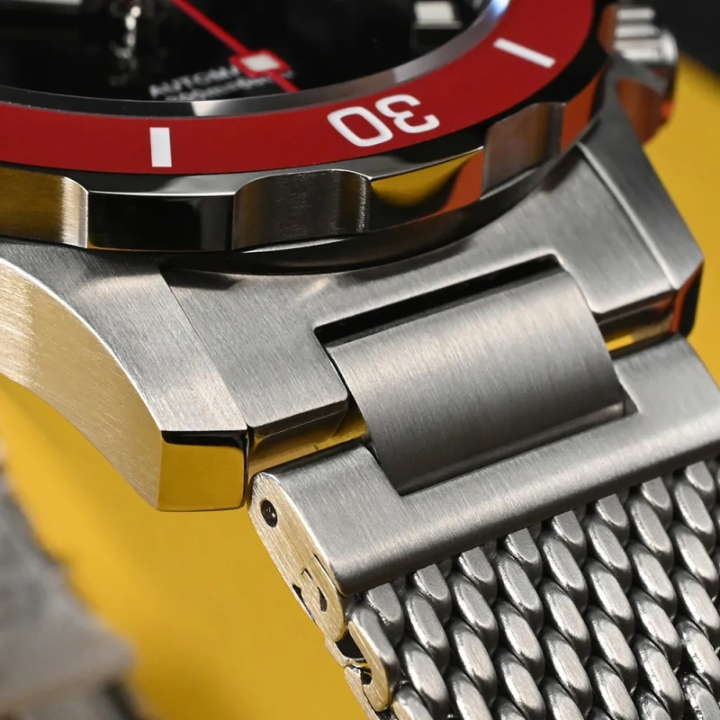 San Martin Original Design Divers Watch Milanese Bracelet SN085G-B