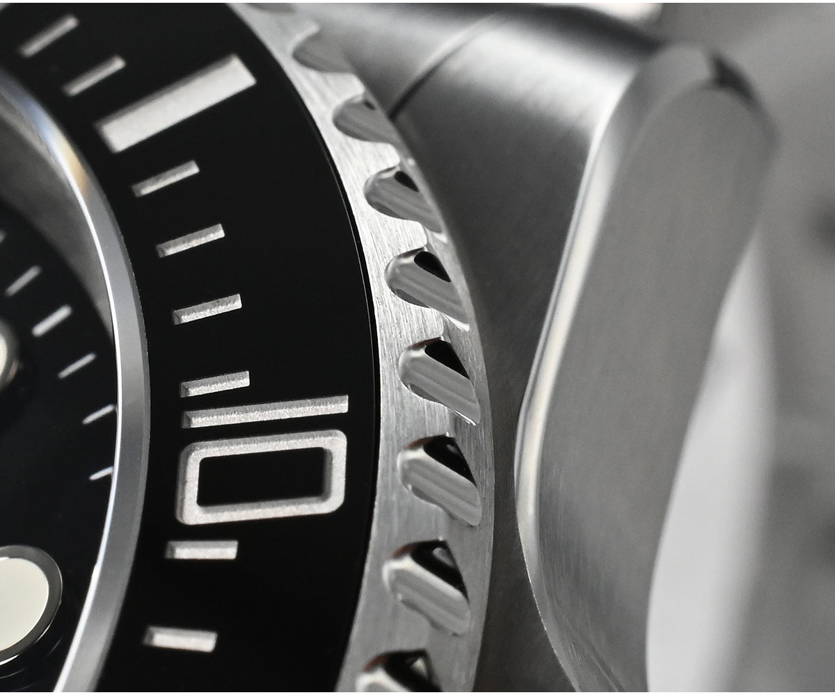 San Martin Stainless Steel Modern Sub Dive Watch SN0111G