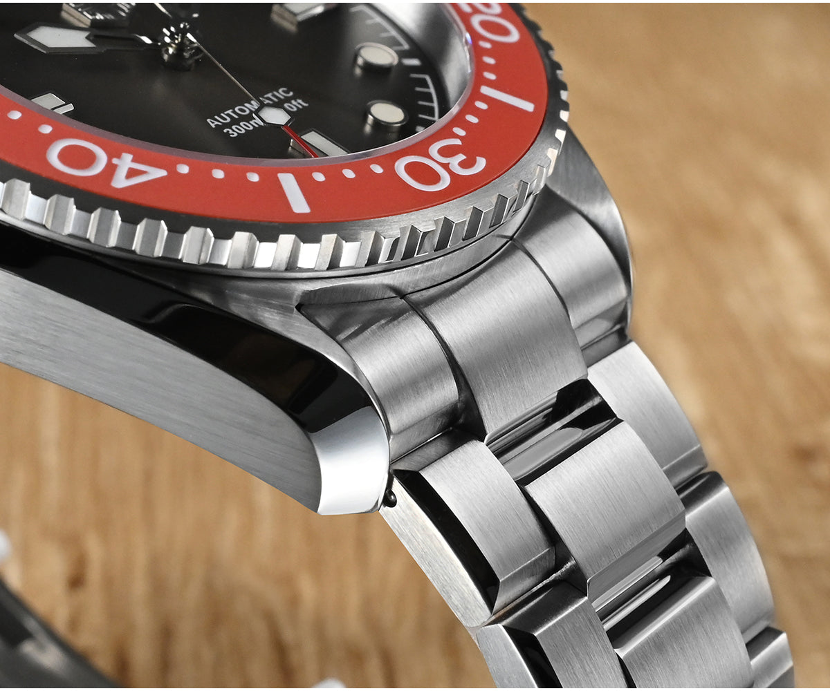 San Martin Gradient Dial Vintage Dive Watch SN036B