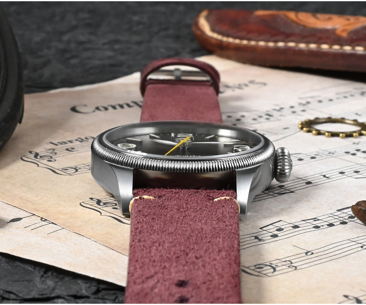 San Martin Carved Coin Bezel Retro Pilot Watch SN033