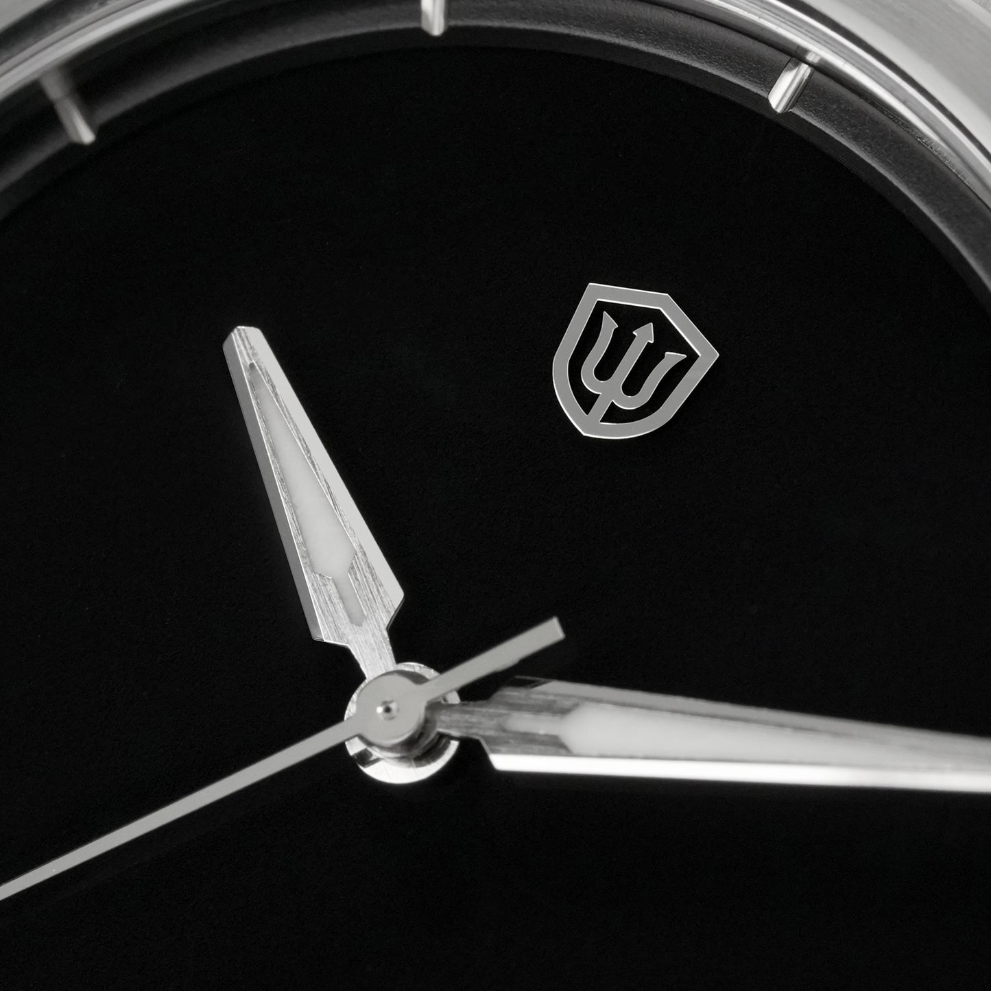 Watchdives Premier WD0016B Square-Block Faceted Dial Original Design