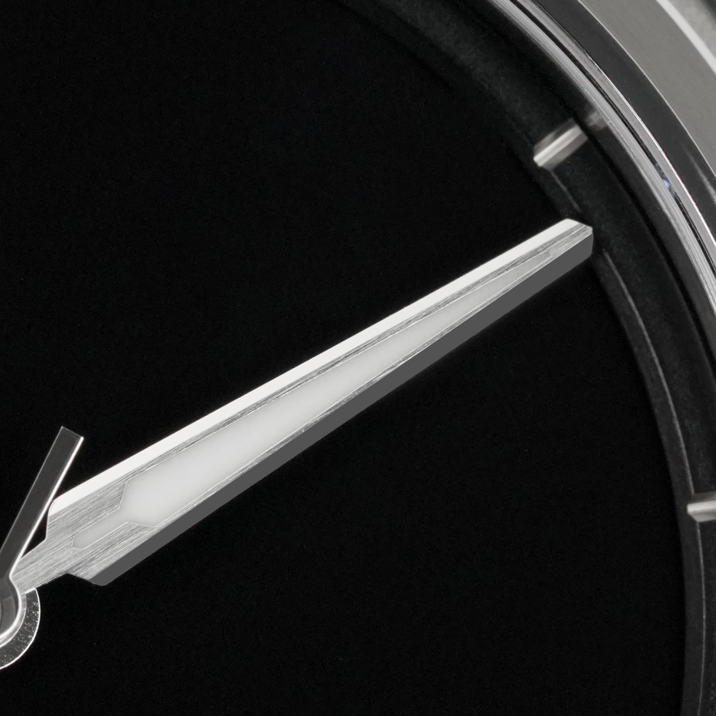 Watchdives Premier WD0016B Square-Block Faceted Dial Original Design