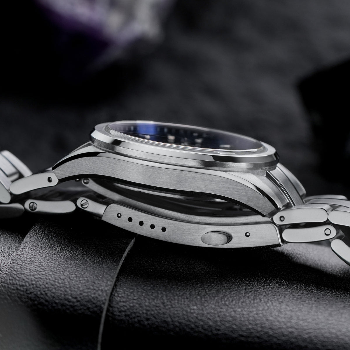 Watchdives WD0022 Elementum 38mm VH31 Quartz Watch