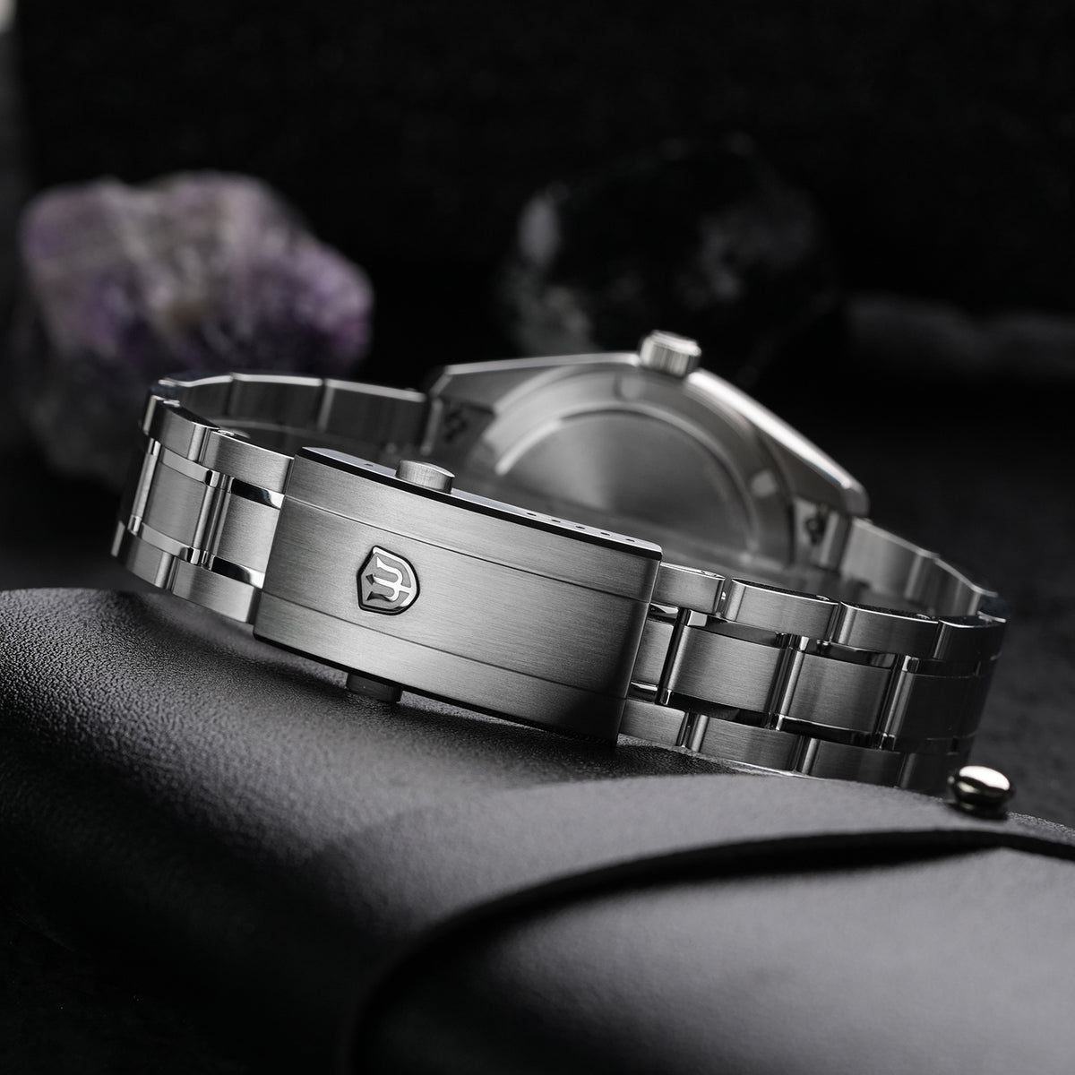 Watchdives WD0022 Elementum 38mm VH31 Quartz Watch