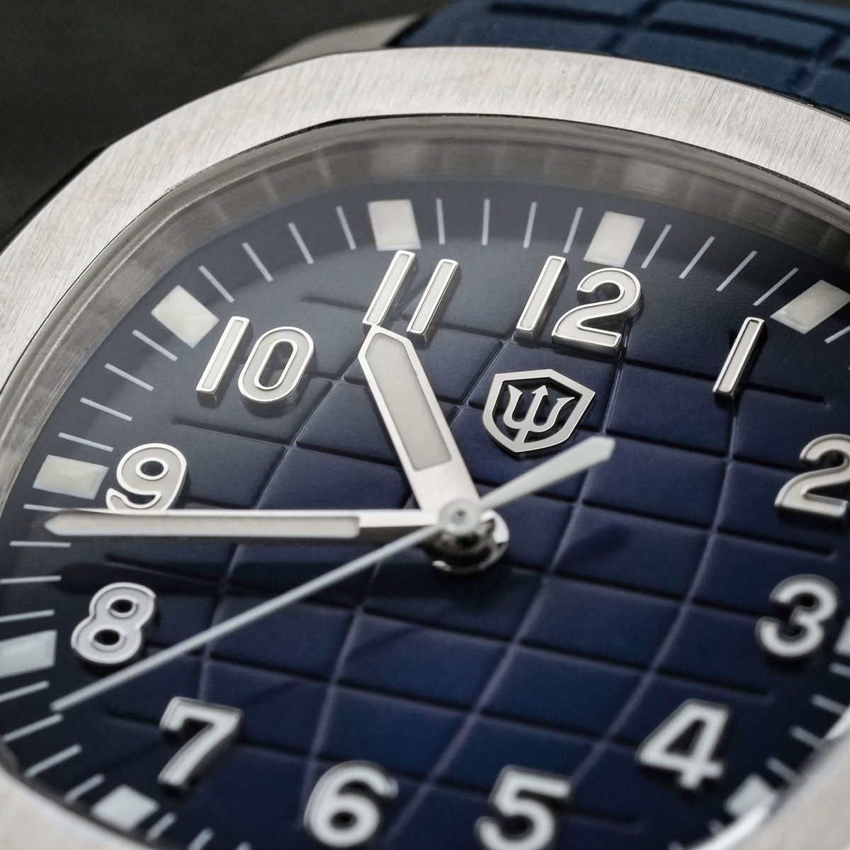 Watchdives WD008 38mm VH31 Slim Sport Watch