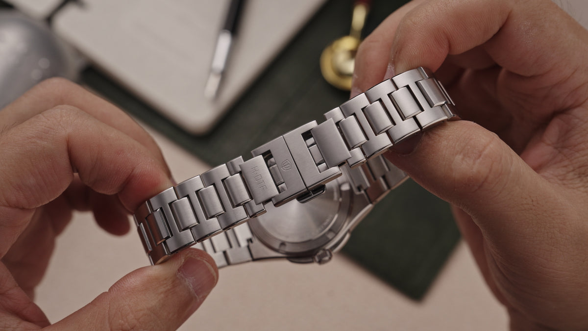 WDC Premier WD2007A 37.5mm VH31 Men Watch