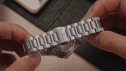 WDC Premier WD2007A 37.5mm VH31 Men Watch