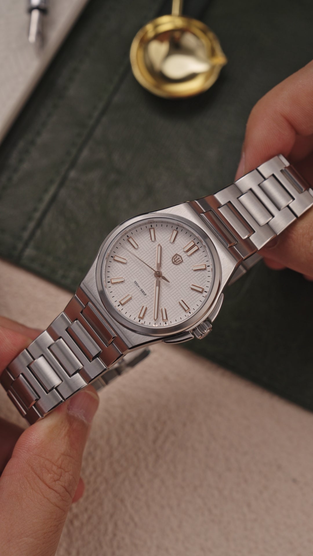 WDC Premier WD2007A 37.5mm VH31 Men Watch