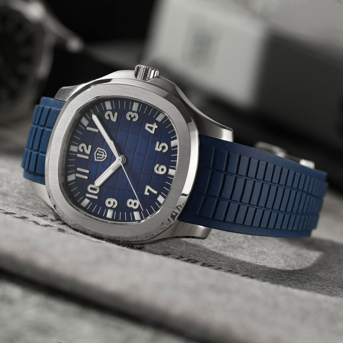 Watchdives WD008 38mm VH31 Slim Sport Watch