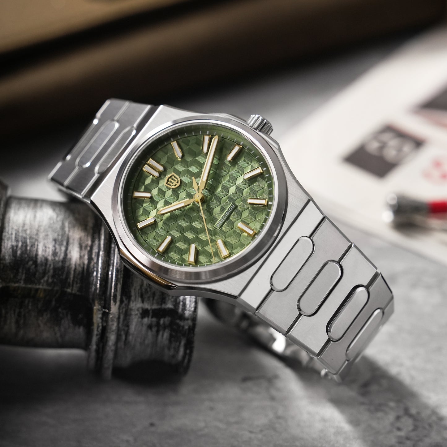 Watchdives Premier WD0016B Square-Block Faceted Dial Original Design