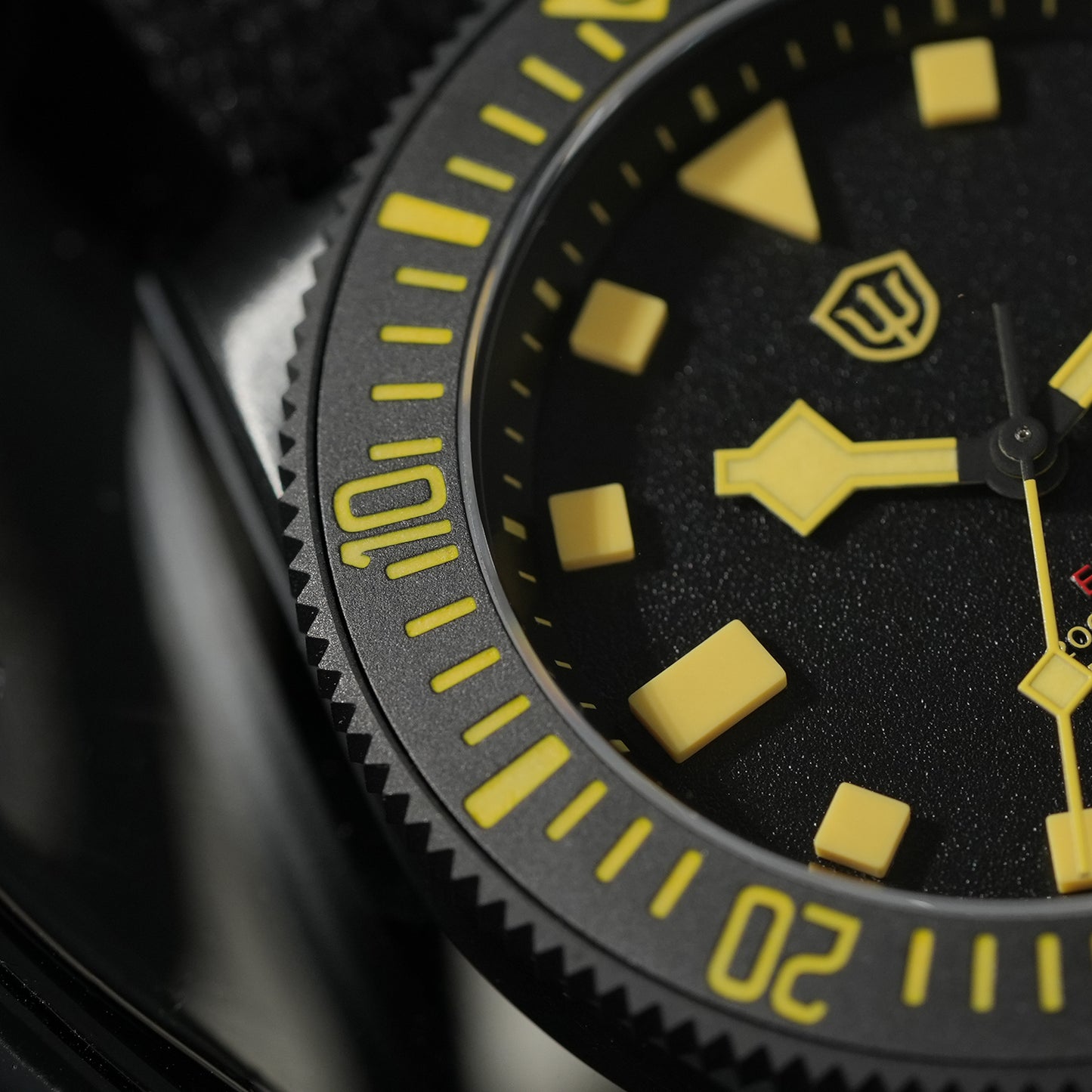 Watchdives 38mm EXD Titanium Diver Watch
