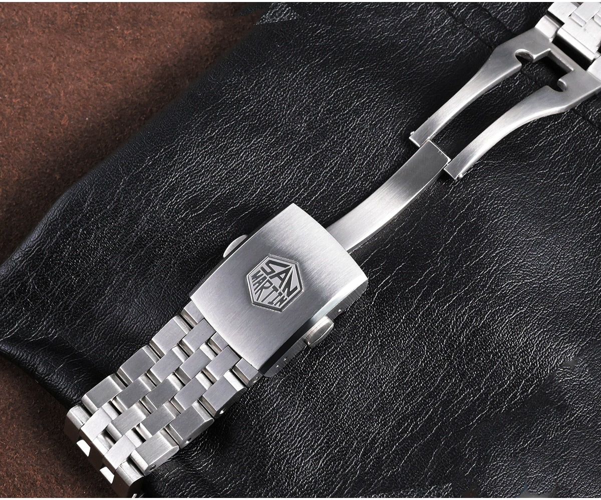 Tag on sale military watch