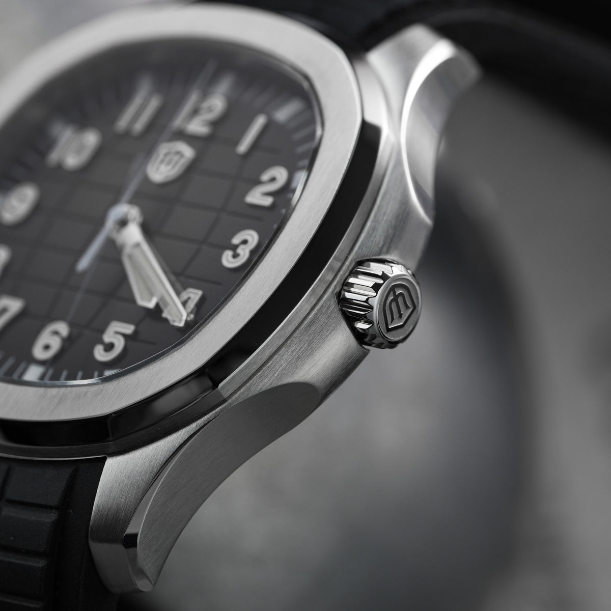 Watchdives WD008 38mm VH31 Slim Sport Watch