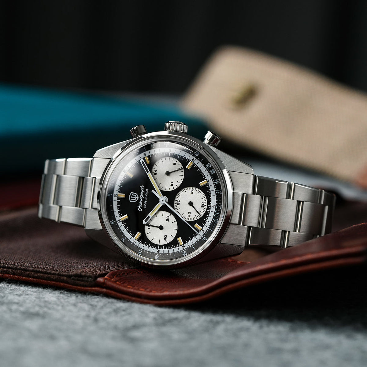 Watchdives WD0526 38.5mm VK63 Chronograph Watch