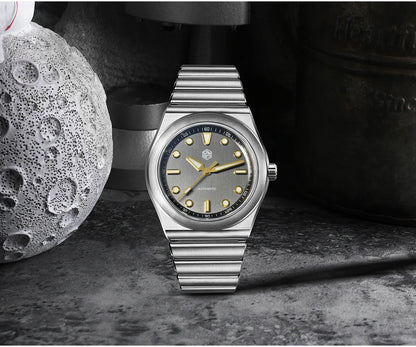 San Martin 40mm SS Brushed Dial Integrated Bracelet Miyota 90S5 SN0149