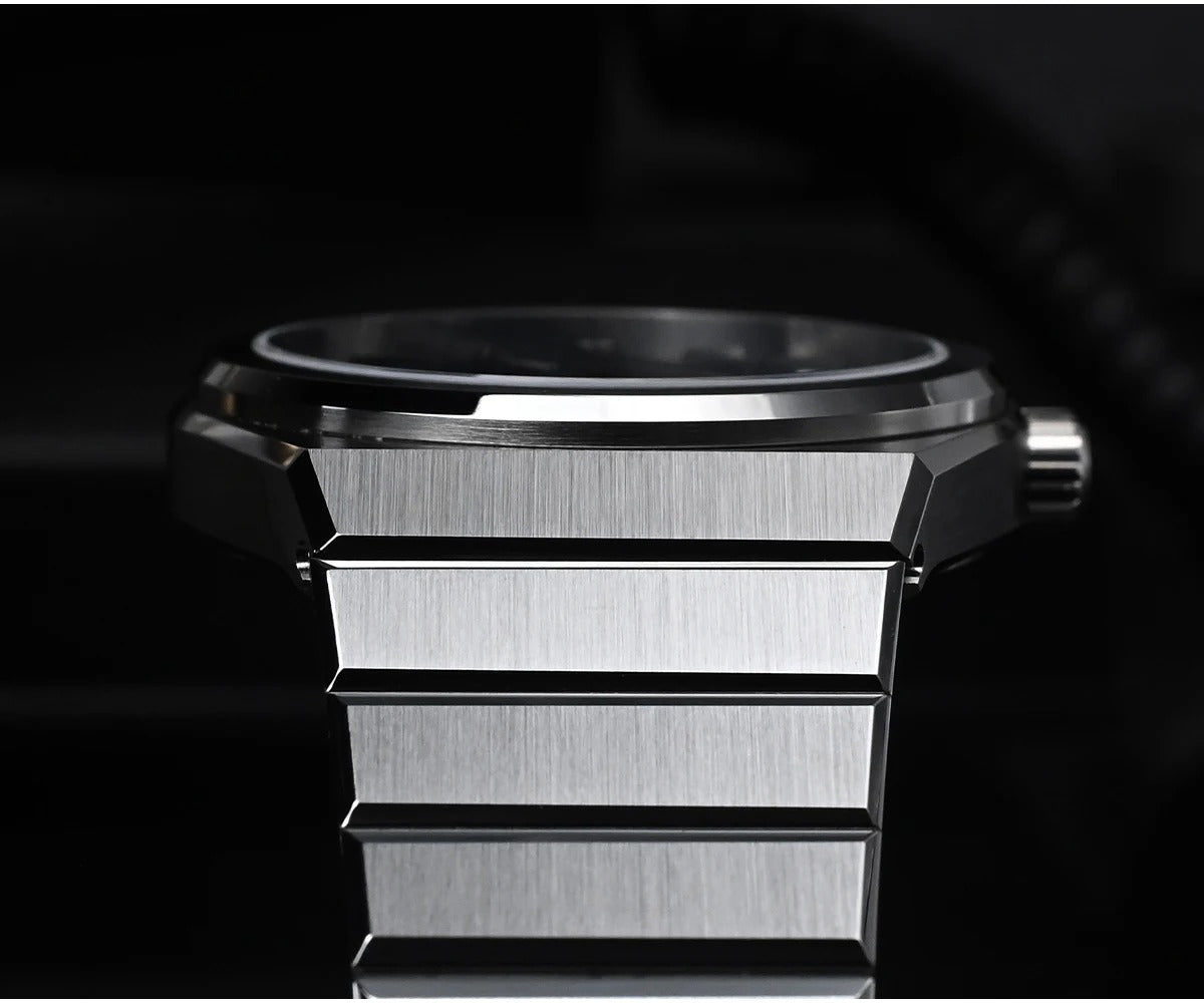 San Martin 39mm Waffle Dial Integrated Bracelet Miyota 90S5 Clear Caseback SN0152