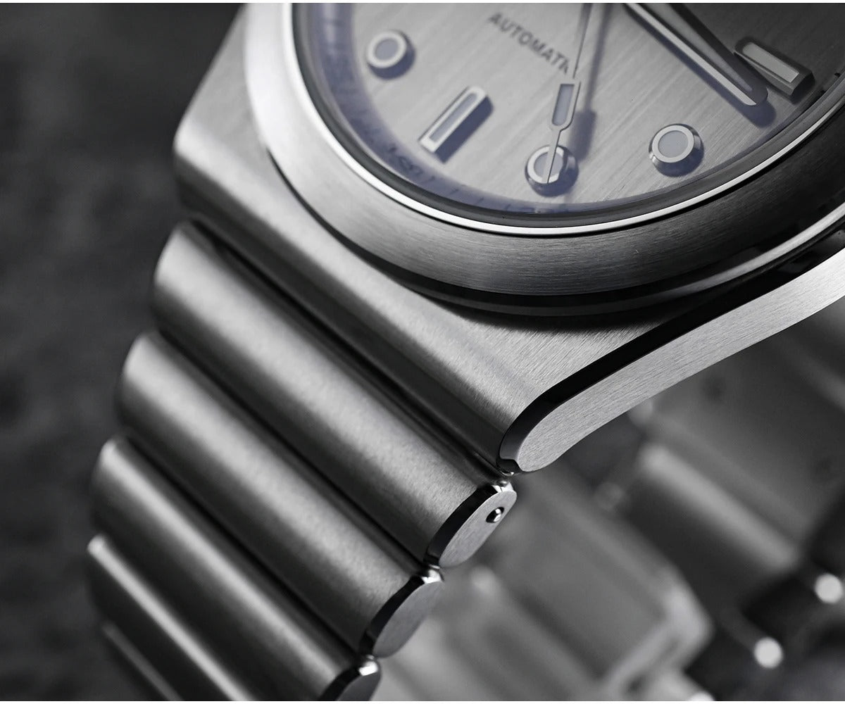 San Martin 40mm SS Brushed Dial Integrated Bracelet Miyota 90S5 SN0149