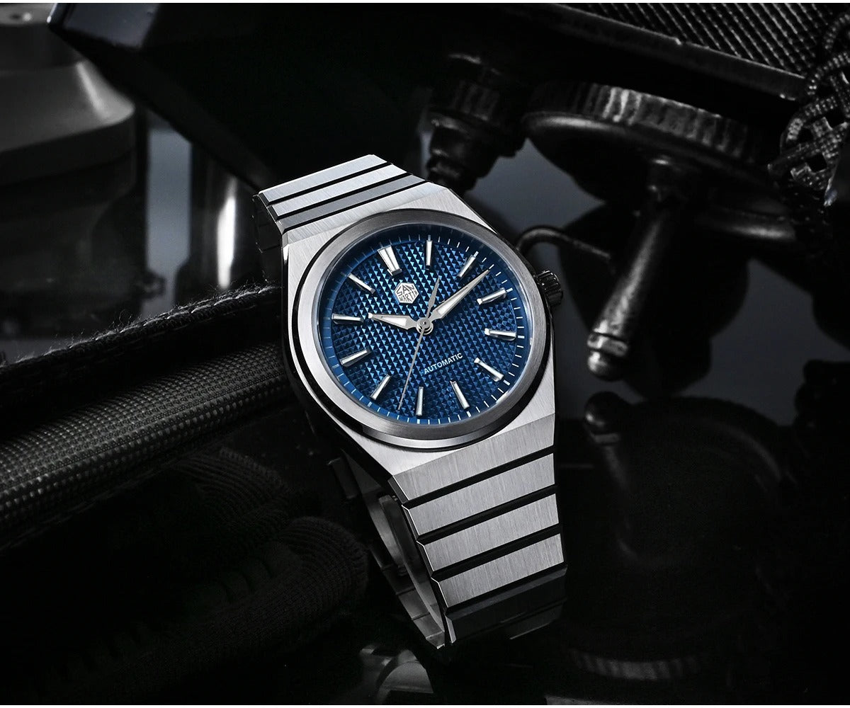 San Martin 39mm Waffle Dial Integrated Bracelet Miyota 90S5 Clear Caseback SN0152