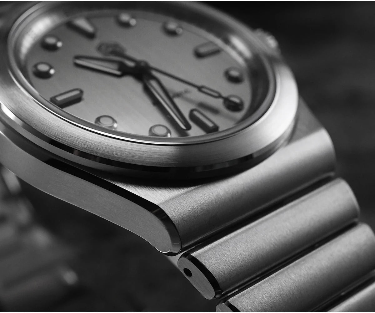 San Martin 40mm SS Brushed Dial Integrated Bracelet Miyota 90S5 SN0149