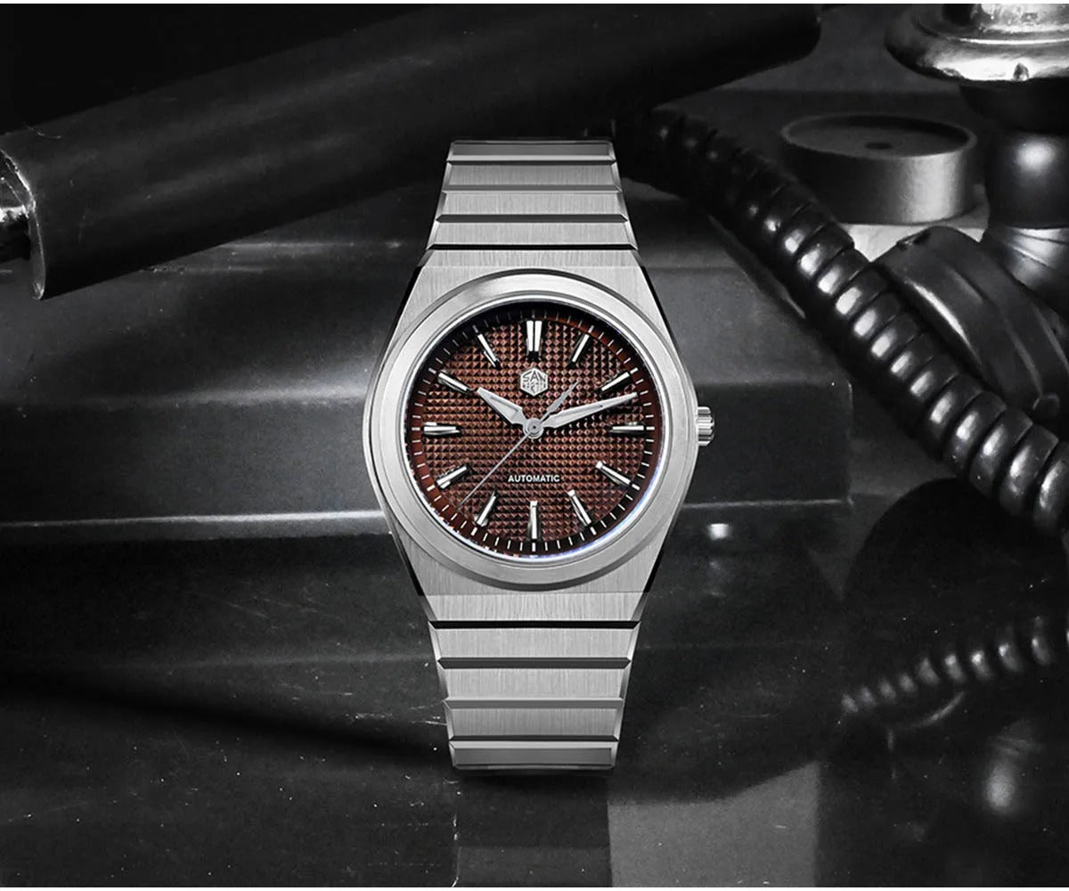 San Martin 39mm Waffle Dial Integrated Bracelet Miyota 90S5 Clear Caseback SN0152
