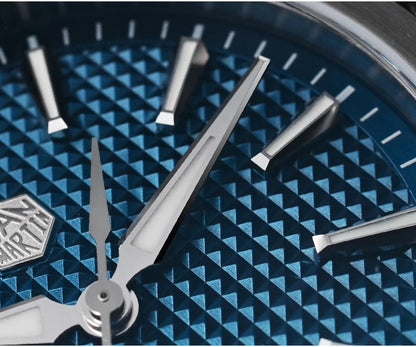 San Martin 39mm Waffle Dial Integrated Bracelet Miyota 90S5 Clear Caseback SN0152